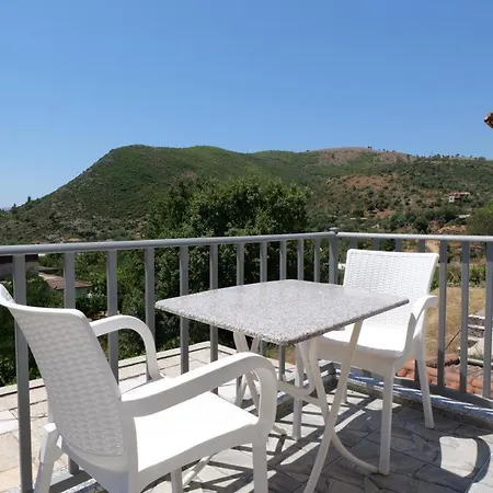 Klaudio * Delvinë
